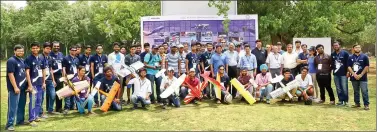  ??  ?? Zonal finalists along with Pratyush Kumar, President, Boeing India, at the Boeing-IIT National Aero-modelling Competitio­n.