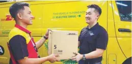  ?? ?? Liow (right) says King of Rims Malaysia shares DHL Express’ vision to utilise innovative ways such as SAF to power a greener future.