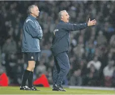  ??  ?? Mick McCarthy, up against then-West Ham United boss Alan Pardew.