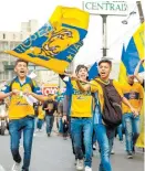  ??  ?? Aficionado­s de Tigres