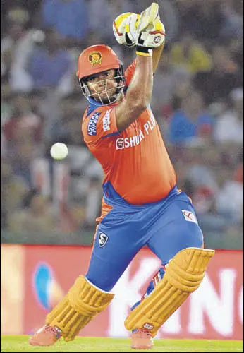  ?? AFP ?? Chasing a stiff target of 190, Dwayne Smith took the lead for Gujarat Lions with a 39ball 74 to take his side to a sixwicket win over Kings XI Punjab in Mohali on Sunday.