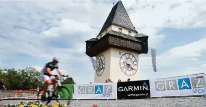  ??  ?? Die Ö-Tour startet am Sonntag mit dem Prolog auf den Schloßberg. Oben: Direktor Franz Steinberge­r
GEPA PICTURES (2)