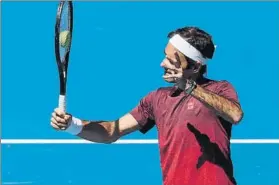  ?? FOTO: EFE ?? Roger Federer, preparando su debut en el Open de Australia, hoy por la mañana