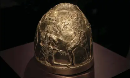  ?? Photograph: Peter de Jong/AP ?? Scythian gold helmet, part of the Treasures of Crimea hoard.