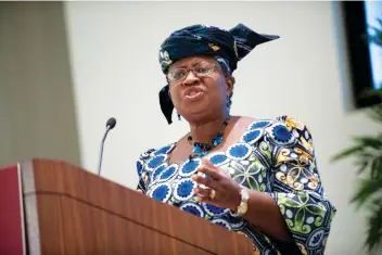  ?? DR ?? A ministra das Finanças da Nigéria, Ngozi Okonjo representa a Google no continente