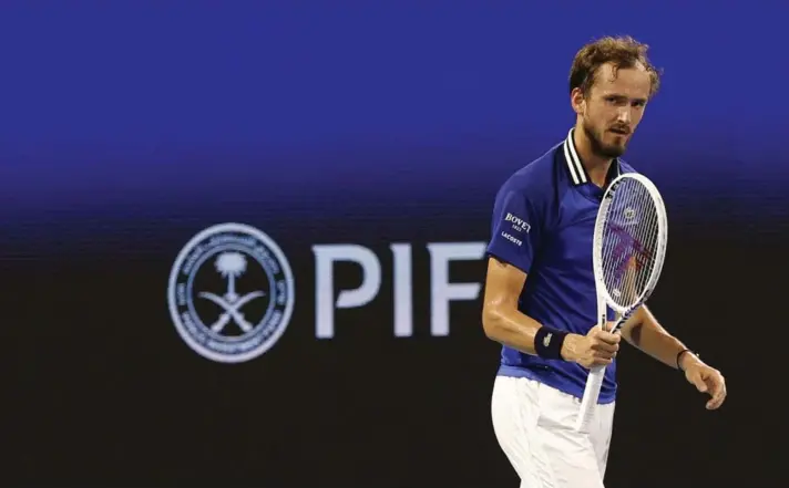  ?? ?? ► En semifinale­s, Daniil Medvedev (4°) chocará con el italiano Jannik Sinner (3°), quien lo derrotó en la final del Australian Open.