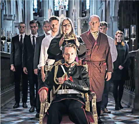  ??  ?? Crowning glory: the cast with Toby Manley being made king in this intelligen­t production of Richard III