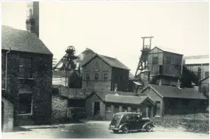  ??  ?? Above, Leycett Colliery, where Fanny’s husband Noah suffered serious injuries in an accident in 1931. Right, the main entrance to Winson Green Prison in Birmingham as it looked when Fanny was imprisoned there after being convicted of perjury.