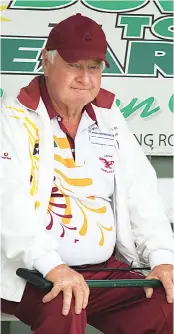  ?? Photograph­s by AMANDA EMARY. ?? Drouin division two bowler Neil Bullen watches the play unfold aganist Longwarry on Saturday.