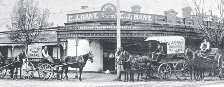  ??  ?? Chris Bant’s bakery in Moorabool St opposite Kardinia Park in the early 1900s.