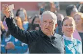  ?? FOTO: NAVA/DPA ?? Der mexikanisc­he Präsident Andrés Manuel López Obrador hat ein Referendum über seinen Verbleib im Amt deutlich gewonnen.