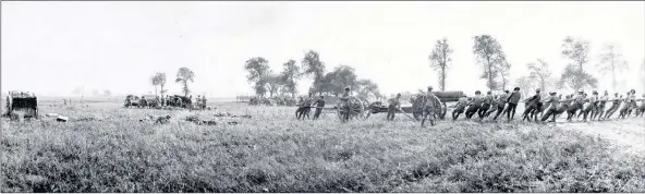  ?? GEORGE METCALF ARCHIVAL COLLECTION CANADIAN WAR MUSEUM ?? With the deep Canadian advance, ammunition and supplies were delayed in arriving at the front, which led to a slow attack, as shown in this attack at Amiens, August 1918.