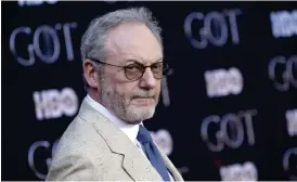  ?? Bild: Evan Agostini ?? Liam Cunningham spelar en forskare som motvilligt dras in i försöken att hitta ett botemedel mot ebola i tv-serien ”The hot zone”.