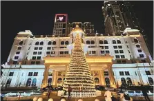  ?? Clint Egbert/Gulf News ?? ■ Festive decoration­s at the Winter Garden at Al Habtoor City.