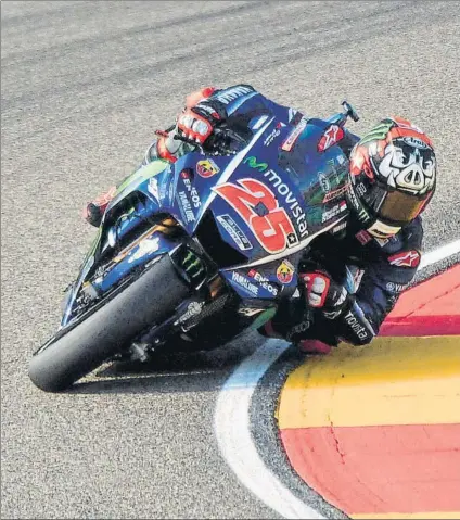  ?? EFE ?? Viñales se llevó la pole en Alcañiz cuando se esperaba ver a Márquez en el primer puesto, pero una caída en la curva 12 enterró sus opciones