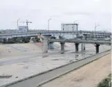  ?? /ÁNGELES GARCÍA ?? El puente El Chaparral fue cerrado a finales de enero
