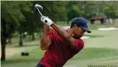  ??  ?? Woods tiene un récord de 683 semanas en la posición número uno del mundo del golf.