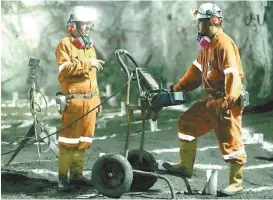  ??  ?? Destacan cuatro refugios en caso de un derrumbe o un incendio.