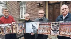  ?? RP-FOTO: WOLFGANG KAISER ?? Stellten am Donnerstag die Bildbände zur Propsteiki­rche vor (von links): Georg Kaiser, Josef Lamozik, Joachim Minten und Franz Steier.