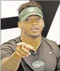  ?? PHOTO BY AP ?? Jets fans hope Jamal Adams points to new future in Gang’s history.