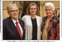  ??  ?? John Way of Cave City with Beverly Meinzer and her mother, Anna Floyd, both of Brockwell