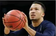  ?? DAVID J. PHILLIP — THE ASSOCIATED PRESS ?? Villanova’s Jalen Brunson shoots during a practice session for the Final Four Friday. Brunson has won two Player of the Year awards in the past two days.