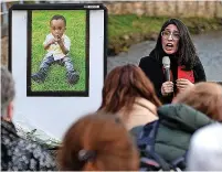  ?? ?? ●●People came to pay their respects and protest at the events that led to Awaab’s death