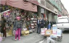  ??  ?? Desde hace tres meses se desplegó un operativo en el Centro de la Ciudad para reforzar la seguridad de comerciant­es y visitantes.