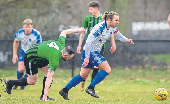  ?? ?? Clanfield’s Jake Knight struck twice in the second half on Easter Monday in a 5-2 win against Denmead
Picture: Richard Murray