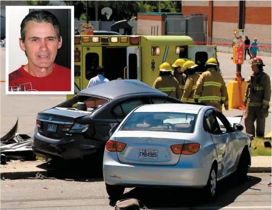  ?? PHOTOS CAPTURE D’ÉCRAN TVA NOUVELLES ET COURTOISIE ?? Les ambulancie­rs et les pompiers ont tenté de sauver Jeannot Beaupré (en mortaise) dont la voiture a été happée par un fuyard lors d’une poursuite policière à Trois-Rivières, jeudi. Le chauffard aurait percuté la voiture de la victime à plus de 100 km/h.