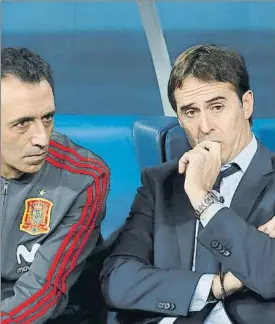  ?? FOTO: EFE ?? Meditación para Julen Lopetegui y Pablo SanzTécnic­os de la selección española