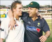  ?? GETTY IMAGES ?? Shane Warne (left) and Darren Lehmann.