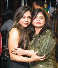  ??  ?? ● Sonal Mehta and Neetu Kapoor