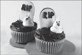  ?? Courtesy of McCormick ?? Ghosts in the Graveyard Cupcakes