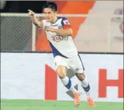  ?? ISL ?? ■ Sunil Chhetri scored the opening two goals on Monday.