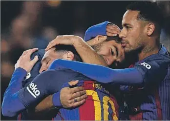  ?? DAVID RAMOS / GETTY ?? Messi, Suárez y Neymar, un tridente que manda