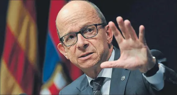  ?? FOTO: P. PUNTÍ ?? Jordi Cardoner, vicepresid­ente del FC Barcelona, repasó en su comparecen­cia ante la prensa los aspectos sociales del club. Tuvo un recuerdo para Cruyff y Manel Vich