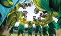  ?? NORWICH CITY FC ?? BAKAL KELELAHAN: Para pemain Norwich City masih harus menjalani dua ajang di sisa musim ini, yakni Premier League dan Piala FA.