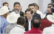  ??  ?? Encuentro. El Presidente de México se reunió con productore­s agrícolas de distintas regiones del País.