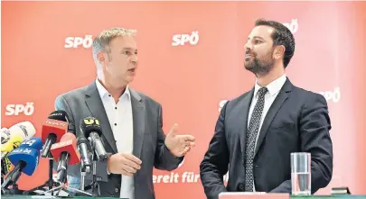  ?? [APA/Spiess] ?? Tirols SPÖ-Chef Georg Dornauer (rechts) geht in puncto Migration auf Distanz zu seinem Bundesobma­nn Andreas Babler