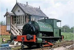  ?? ROBIN STEWART-SMITH ?? In its early years as a Foxfield-based engine, Robert Heath & Sons 0-4-0ST No. 6 stands at Caverswall Road signal box, still wearing the Norton & Biddulph Collieries Ltd livery in which it arrived.