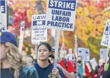  ?? Salgu Wissmath/The Chronicle ?? Researcher­s, graduate student instructor­s and postdocs in the UC system are seeking pay raises and better work conditions.
