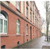  ?? FOTO: NIKA ?? Viele Ateliers verschwind­en – wie hier an der Flurstraße, wo sie in sozialen Wohnraum umgebaut werden soll.