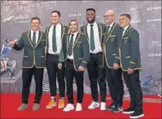  ??  ?? La selección de rugby de Sudáfrica, con su capitán, Siya Kolisi.