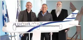  ?? (Sivan Farag) ?? FROM LEFT: El Al CEO Gonen Ussishkin, Aleh Negev Nahalat Eran chairman Maj.-Gen. (res.) Doron Almog, and Aleh cofounder and CEO Rabbi Yehuda Marmorstei­n.