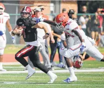  ?? Kin Man Hui / San Antonio Express-News ?? UIW quarterbac­k Jon Copeland earned SLC Freshman of the Year honors after leading the Cardinals’ big turnaround in 2018.