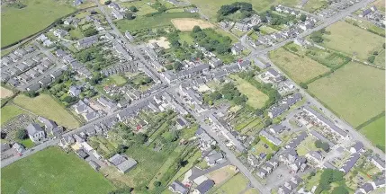  ??  ?? Newborough from above