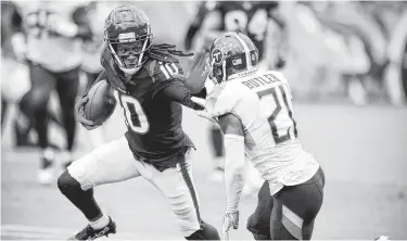  ?? Brett Coomer / Staff photograph­er ?? DeAndre Hopkins remains one of the NFL’s best receivers, but his team isn’t exactly must-see TV so far.