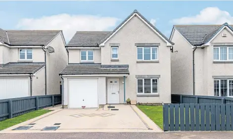  ?? ?? WALK-IN CONDITION: This modern four-bedroom detached home is ideal for families who need plenty of room.