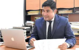  ?? Everardo Nava ?? Miguel Ángel Tlapale, presidente del Tribunal de Conciliaci­ón y Arbitraje, reveló que Apizaco y Chiautempa­n son los municipios que más demandas tienen acumuladas.